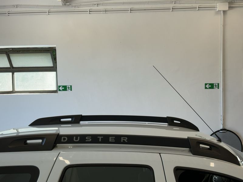Dacia Duster 1.5 dCi Ambiance 4x2 2015 – снимка 13
