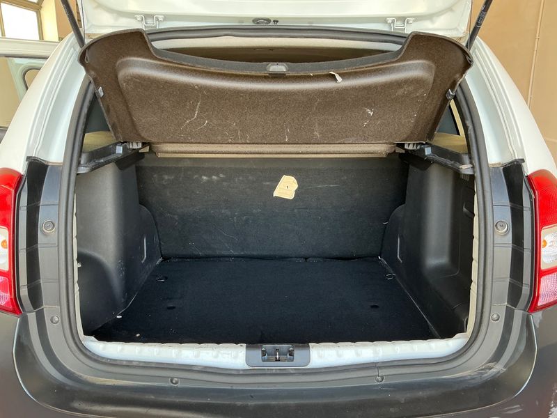 Dacia Duster 1.5 dCi Ambiance 4x2 2015 – снимка 15