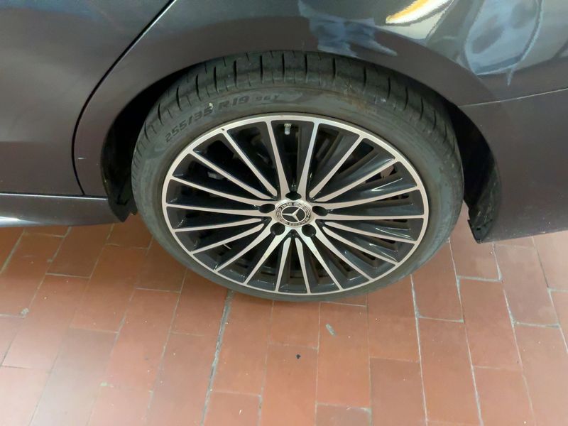 Mercedes-Benz C-Klasse C 180 Mild-Hybrid AMG Line 2024 – снимка 5