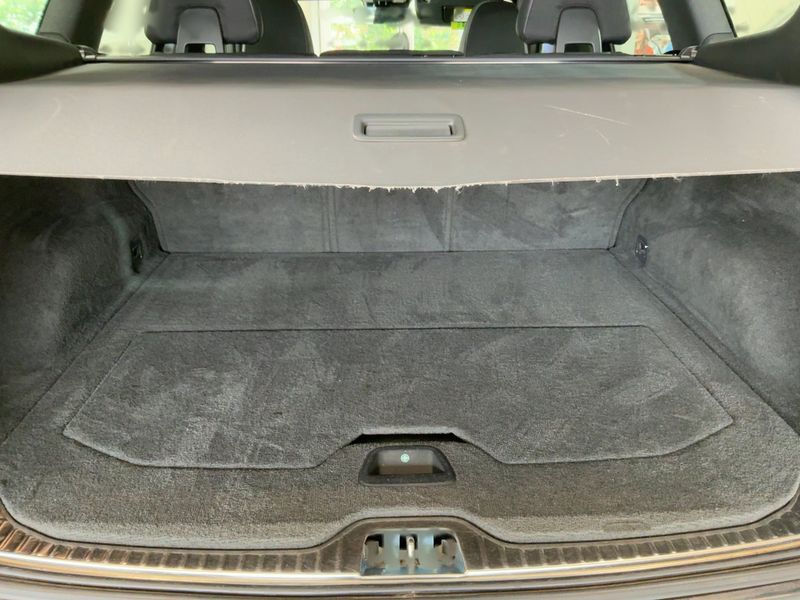 Volvo XC60 2.0 D4 Momentum 2WD — zdjęcie 10
