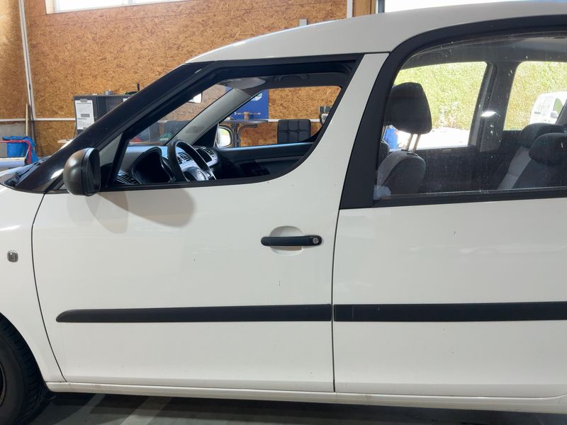 Skoda Roomster 1.2 TSI Active Plus Edition — zdjęcie 4