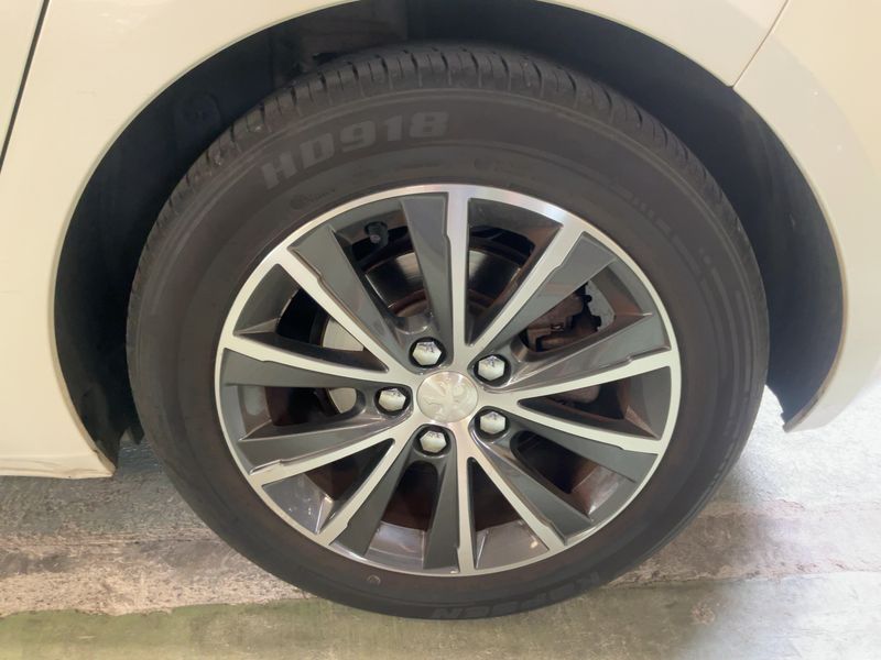 Peugeot 308 1.2 e-THP Allure 2017 – снимка 5