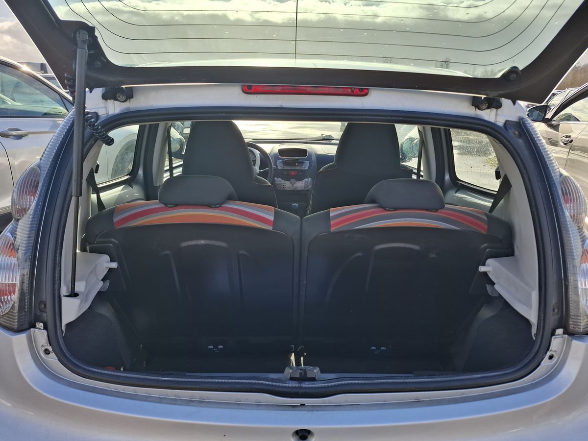 Citroen C1 2010 — photo 10