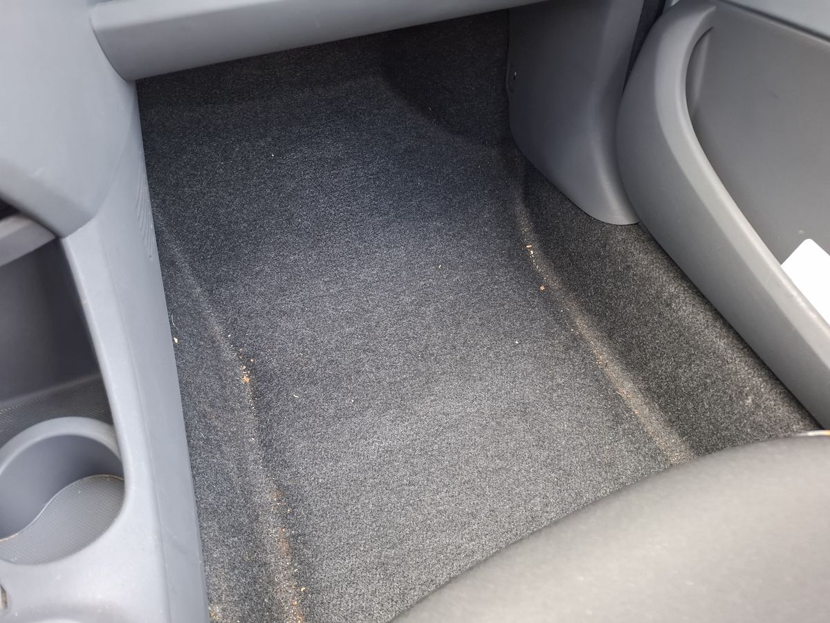 Citroen C1 2010 — photo 27