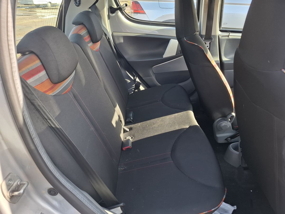 Citroen C1 2010 — photo 14