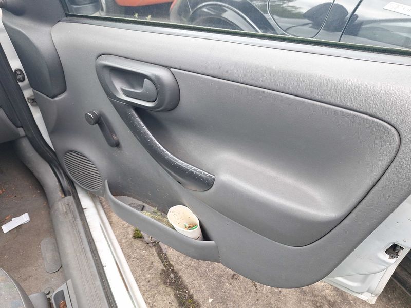 Opel Combo 1.3 CDTI Comfort Kasten 2005 – снимка 34