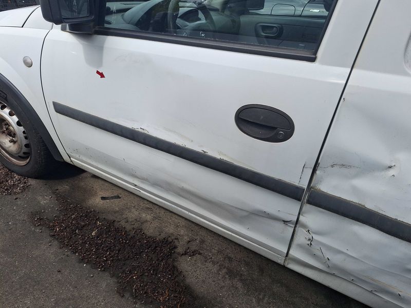Opel Combo 1.3 CDTI Comfort Kasten 2005 – снимка 42