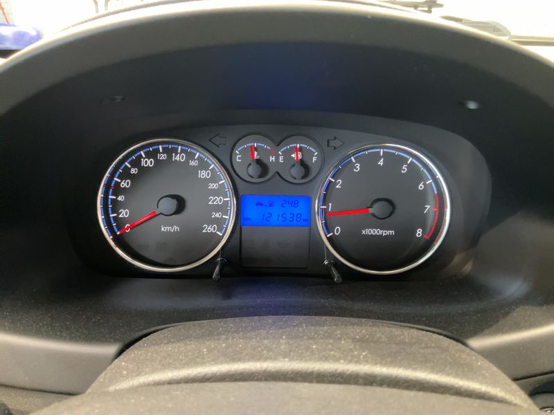 Hyundai Coupe 2.0 GLS — zdjęcie 4