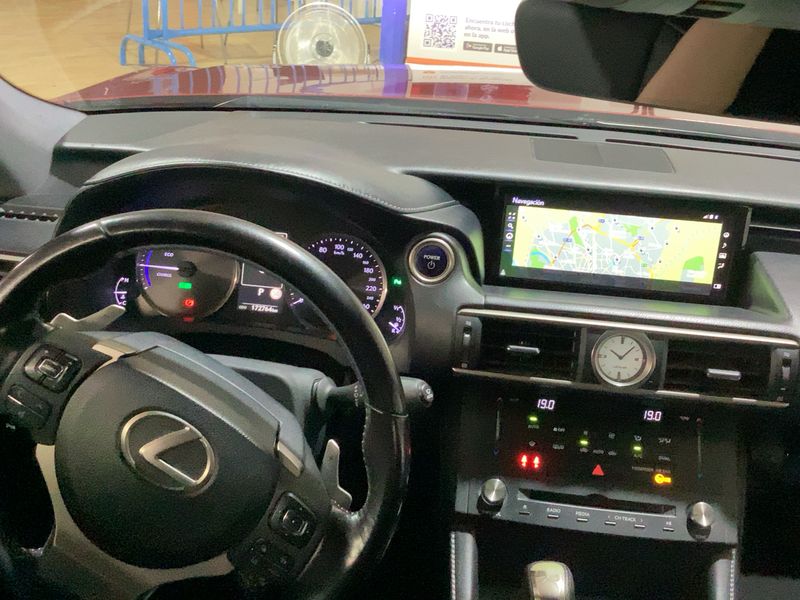 Lexus RC-Serie RC 300h Executive 2019 – снимка 18