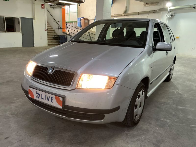 Skoda Fabia 1.9 SDI Comfort — zdjęcie 1