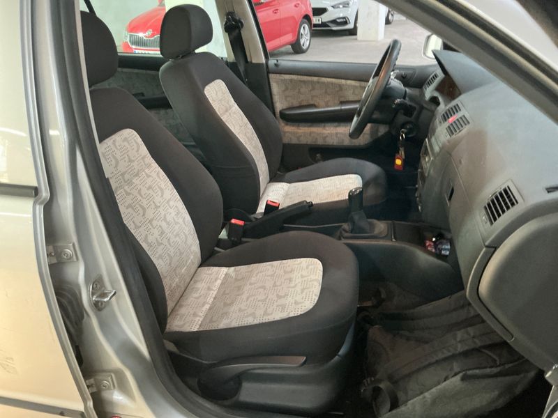 Skoda Fabia 1.9 SDI Comfort — zdjęcie 3