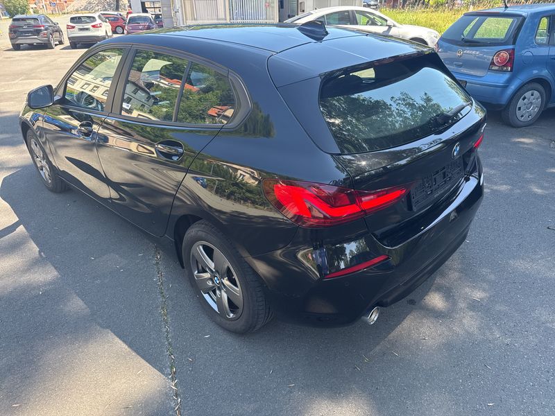 BMW 1er 118i Advantage — zdjęcie 3
