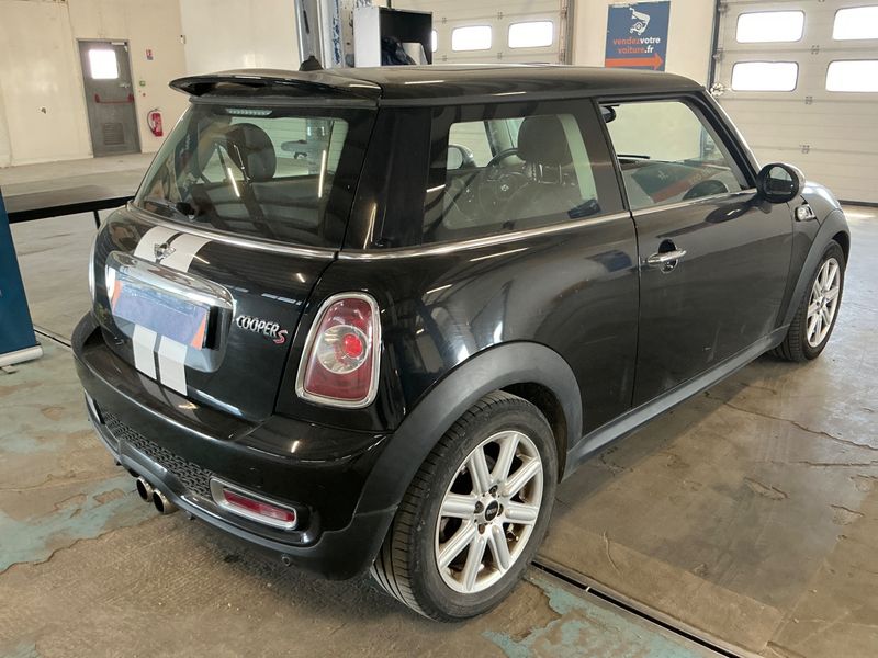 MINI Cooper S — zdjęcie 2