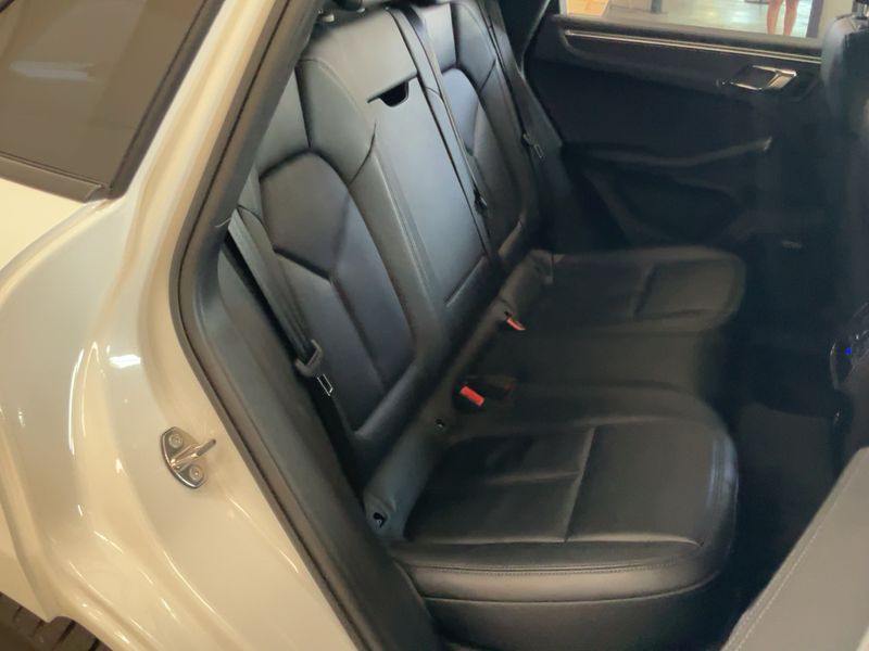 Porsche Macan 2.0 — zdjęcie 14