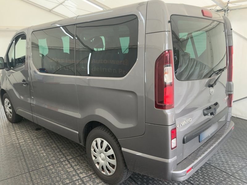 Opel Vivaro 1.6 CDTI Biturbo Combi L1H1 2,7t — zdjęcie 3