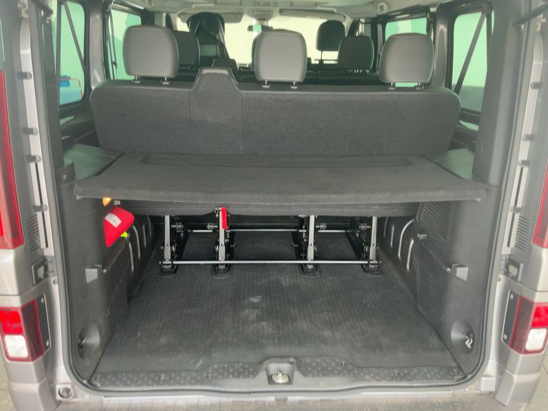 Opel Vivaro 1.6 CDTI Biturbo Combi L1H1 2,7t — zdjęcie 10