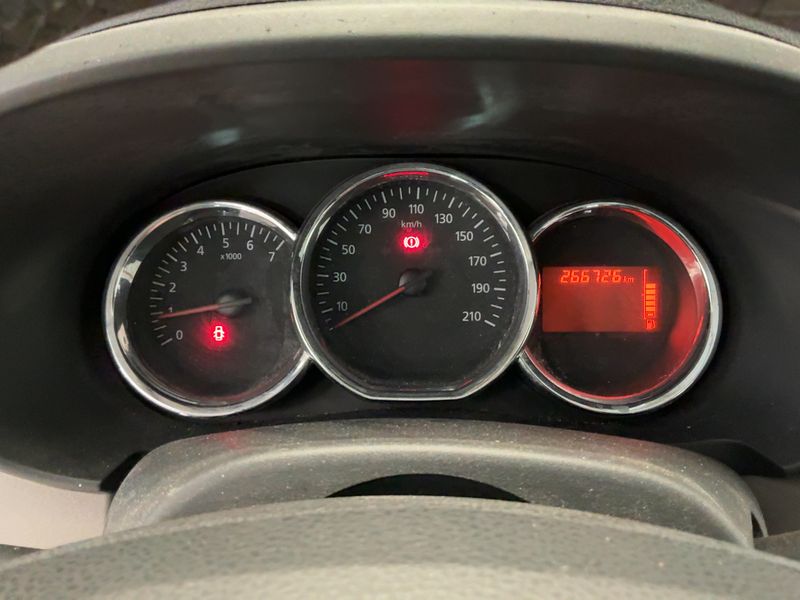 Dacia Lodgy 1.5 dCi Diesel Prestige — zdjęcie 13