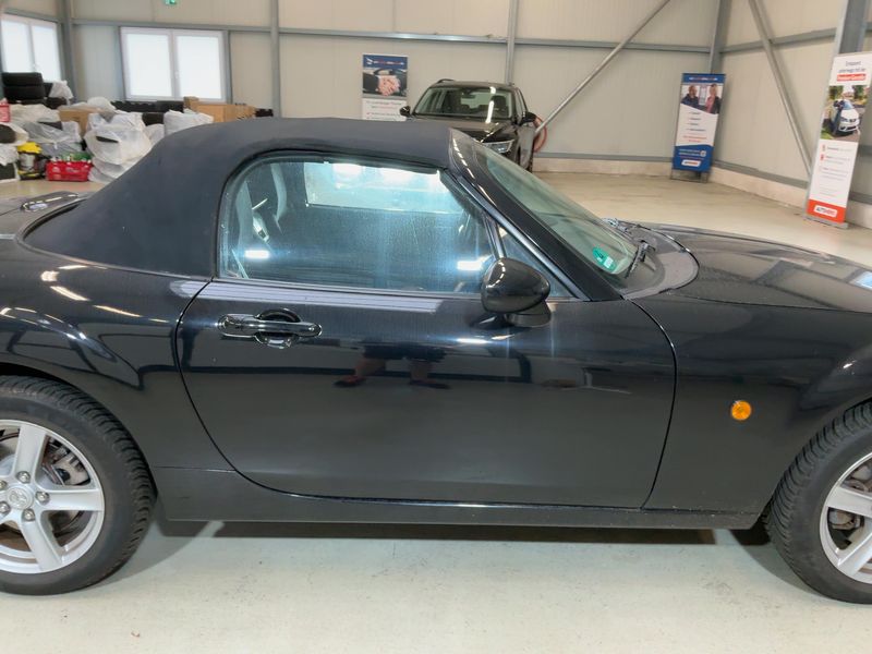 Mazda MX-5 1.8 Energy — zdjęcie 7