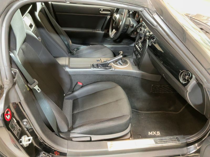 Mazda MX-5 1.8 Energy — zdjęcie 11
