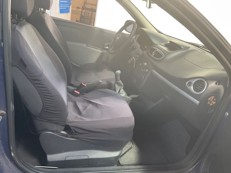 Renault Clio 1.5 dCi Société Air — zdjęcie 3