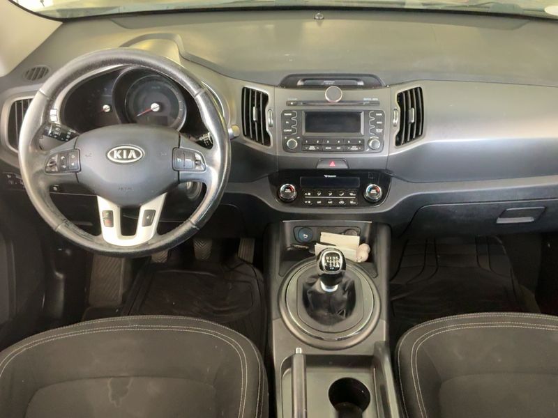 Kia Sportage 1.7 CRDi Active 2WD — zdjęcie 12