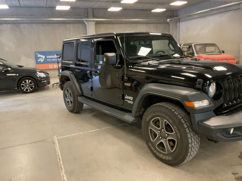Jeep Wrangler Unlimited 2.2 CRDi Sport — zdjęcie 8