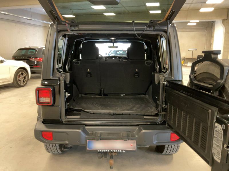 Jeep Wrangler Unlimited 2.2 CRDi Sport — zdjęcie 10