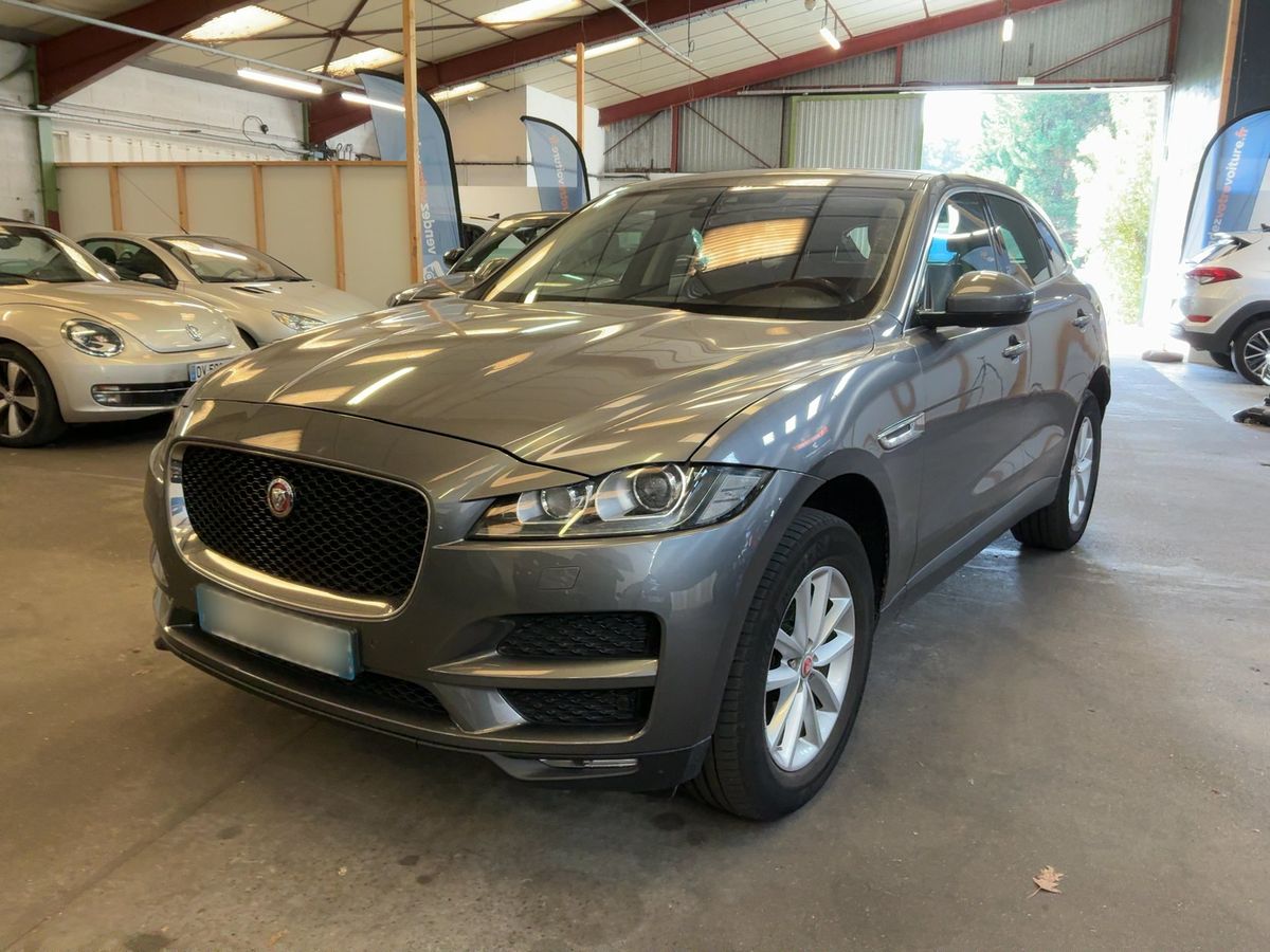 Jaguar F-Pace 2016 — photo 1