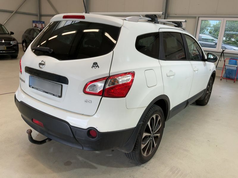 Nissan Qashqai+2 1.6 dCi I-Way 4x4 — zdjęcie 6
