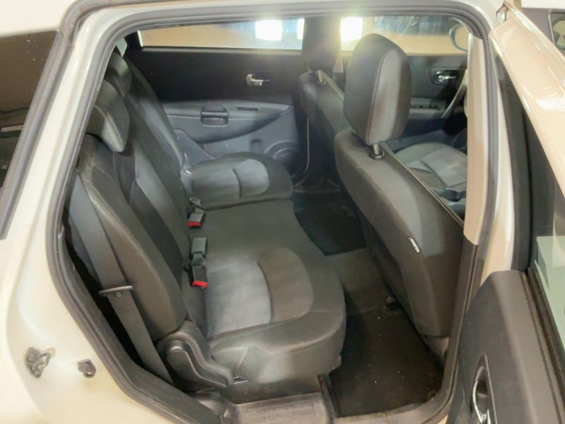 Nissan Qashqai+2 1.6 dCi I-Way 4x4 — zdjęcie 14