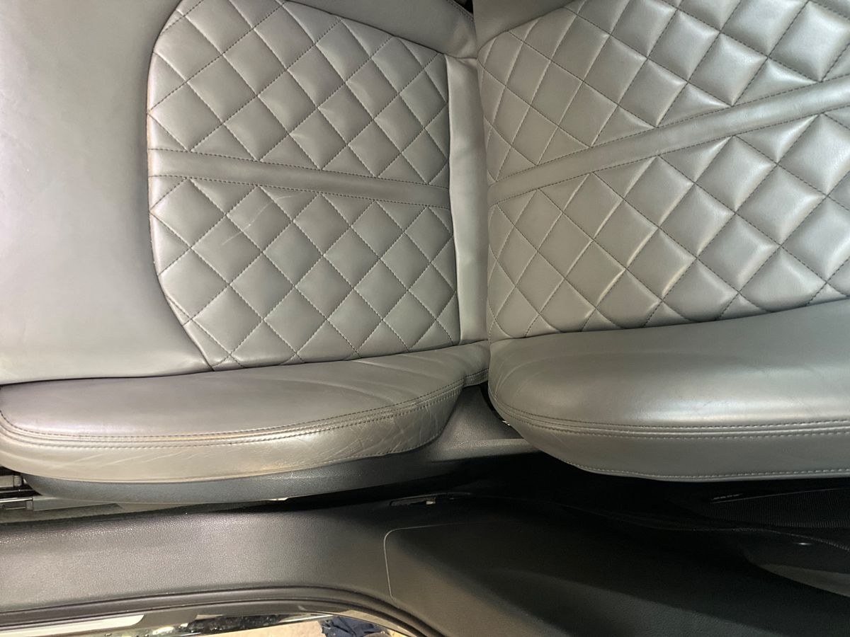 Audi SQ7 2019 — photo 25