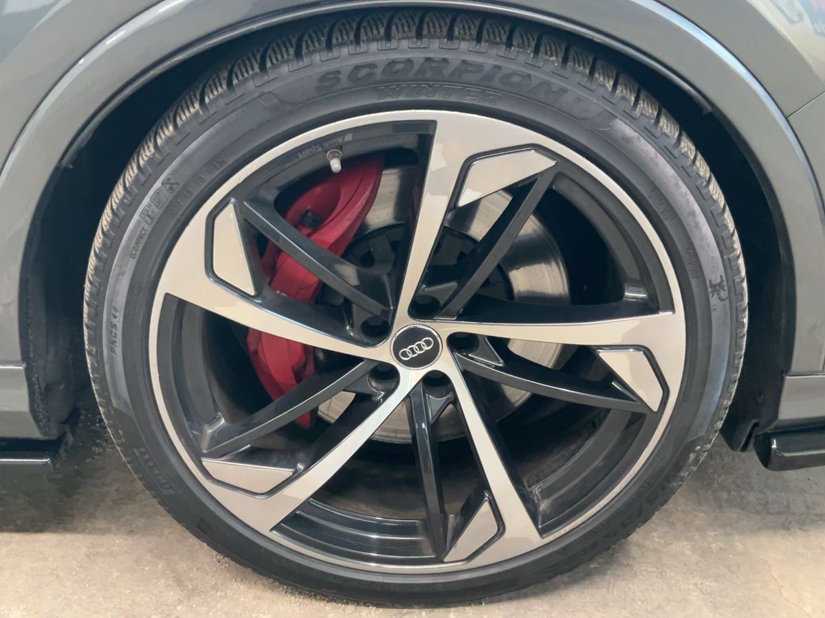 Audi SQ7 2019 — photo 12