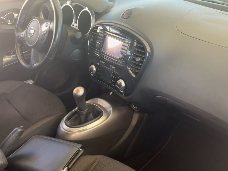 Nissan Juke 1.6 Tekna 2012 – снимка 16