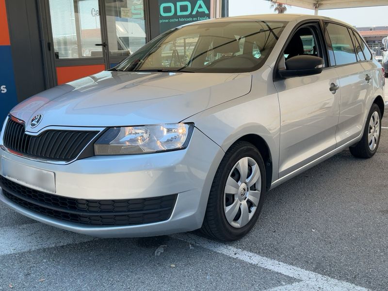 Skoda Rapid Spaceback 1.4 TDI Active — zdjęcie 2