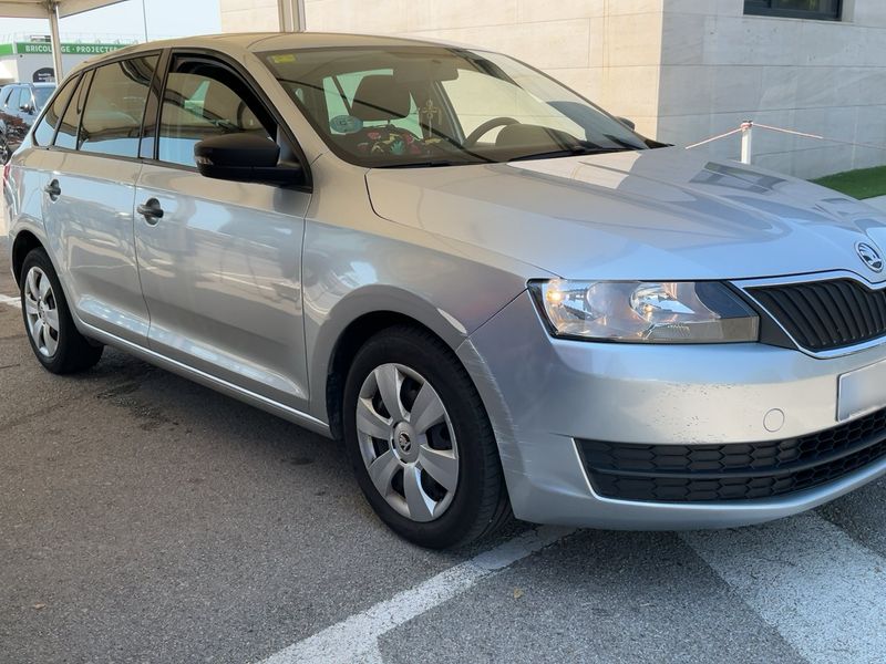 Skoda Rapid Spaceback 1.4 TDI Active — zdjęcie 8