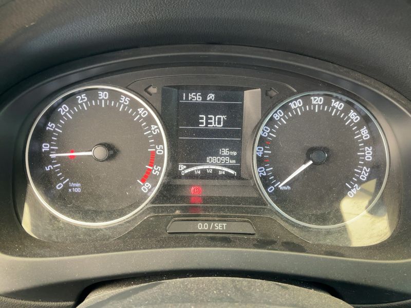 Skoda Rapid Spaceback 1.4 TDI Active — zdjęcie 13