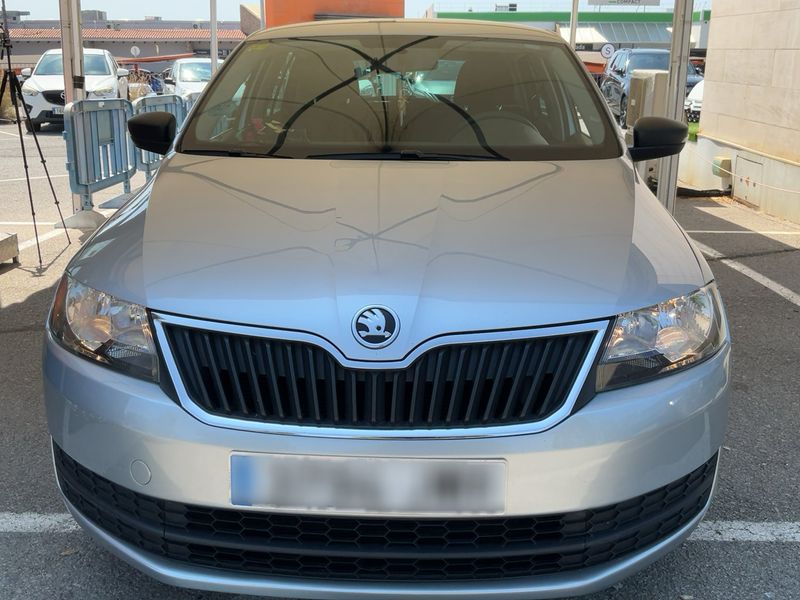 Skoda Rapid Spaceback 1.4 TDI Active — zdjęcie 9