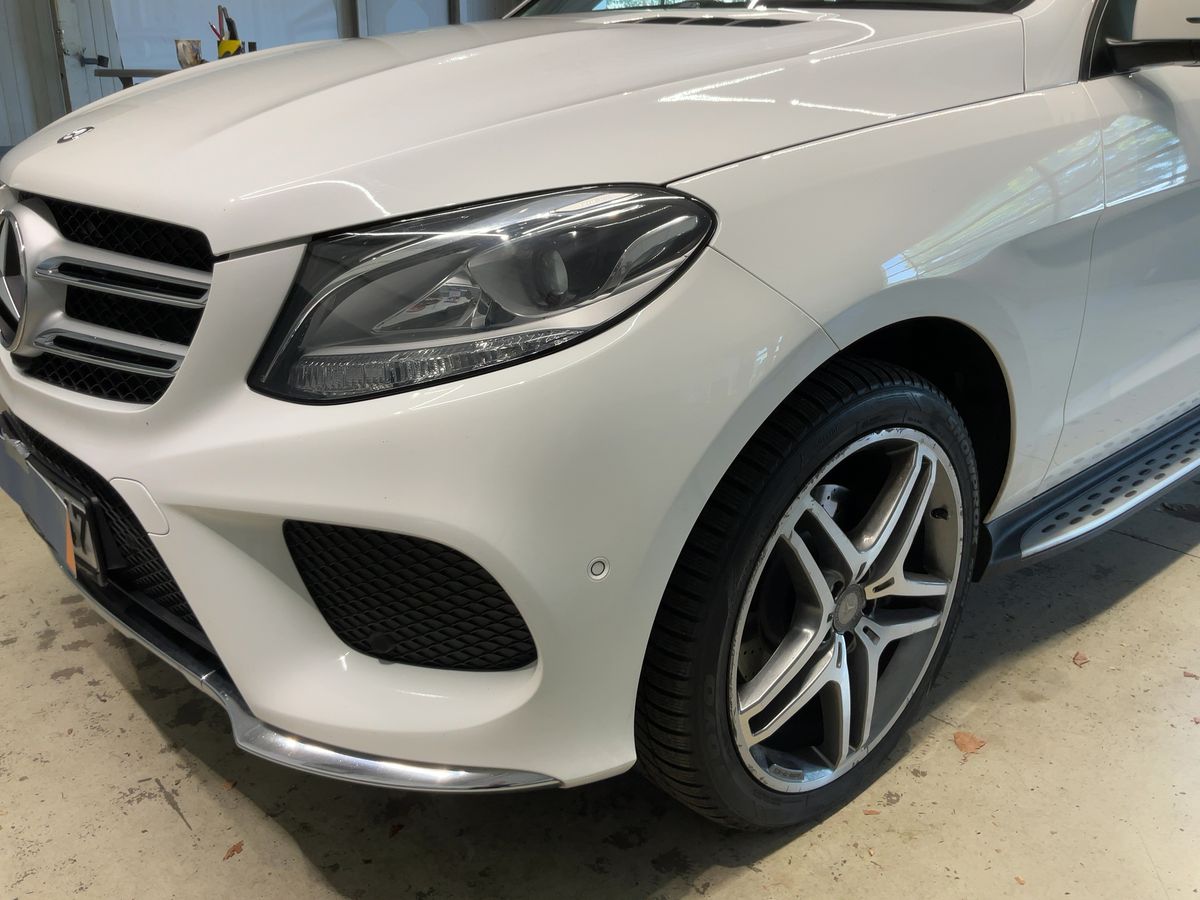 Mercedes-Benz GLE-Klasse GLE 350 d 4Matic AMG Line
