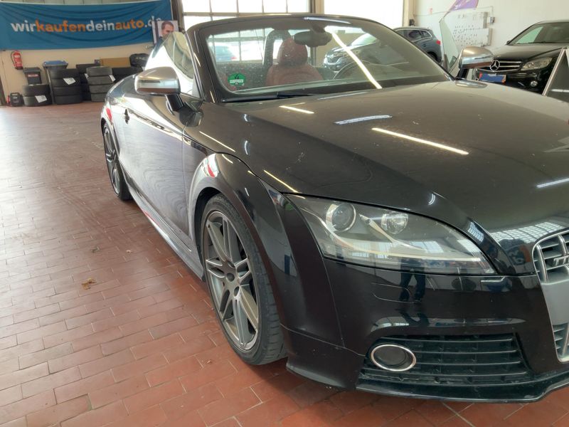 Audi TTS 2.0 TFSI quattro Roadster — zdjęcie 8