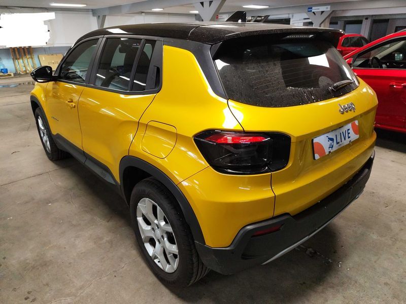 Jeep Avenger 1.2 T-GDI Summit — zdjęcie 3