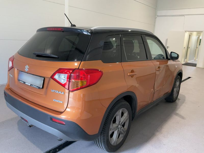 Suzuki Vitara 1.6 Comfort 4x4 — zdjęcie 6