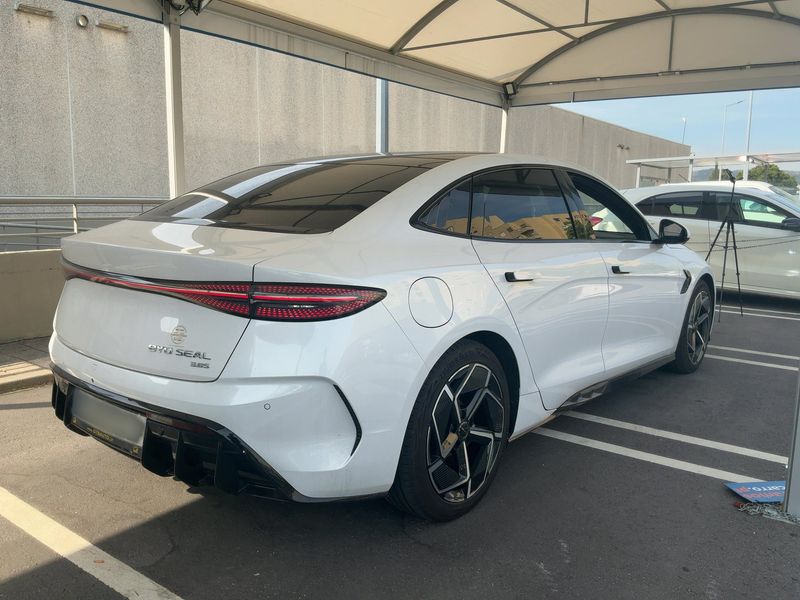 BYD Seal electric drive 390 kW Excellence AWD — zdjęcie 6