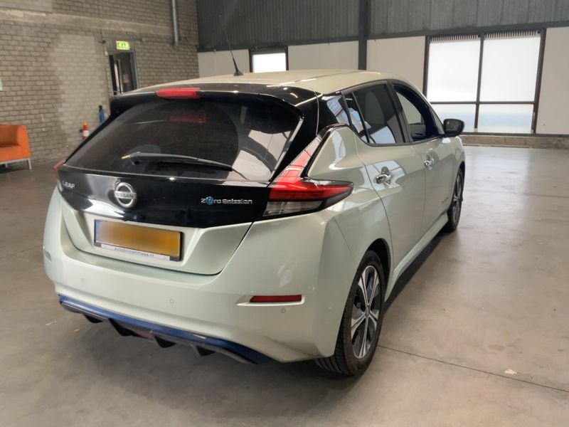 Nissan Leaf electric drive 110 kW 2 Zero Edition — zdjęcie 6