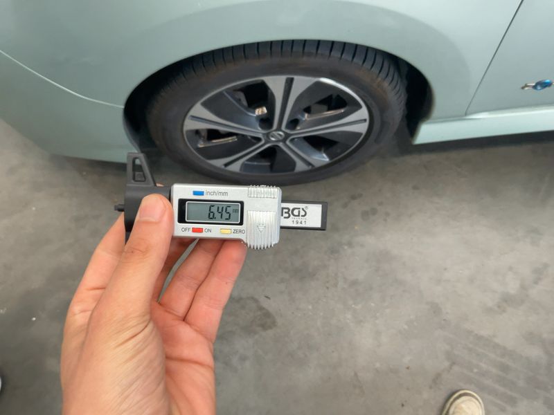 Nissan Leaf electric drive 110 kW 2 Zero Edition 2018 – снимка 3