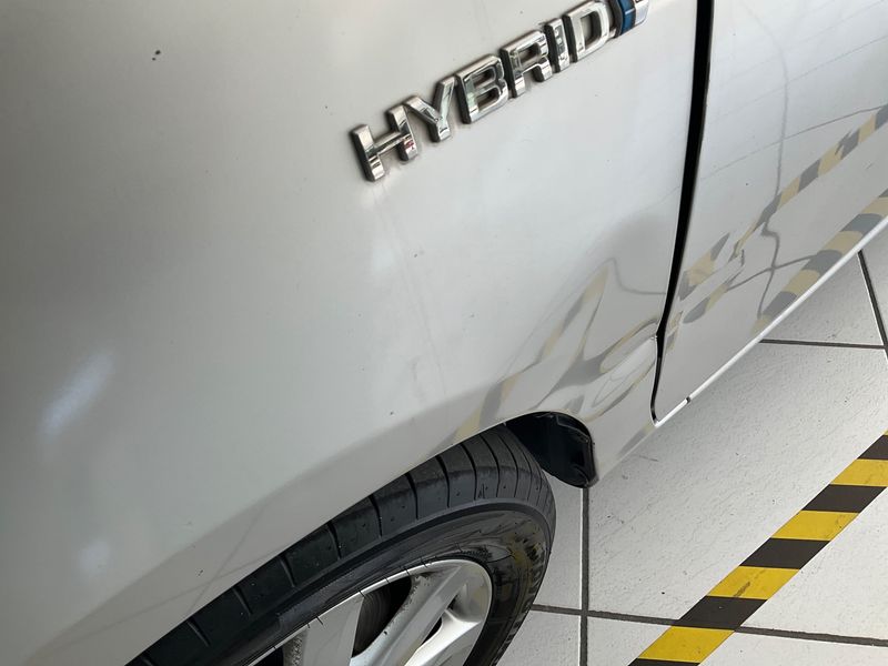 Toyota Yaris 1.5 Hybrid Lounge 2012 – снимка 27