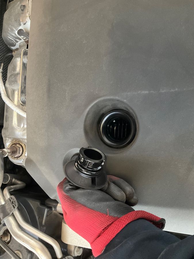Volvo V60 2021 — photo 38