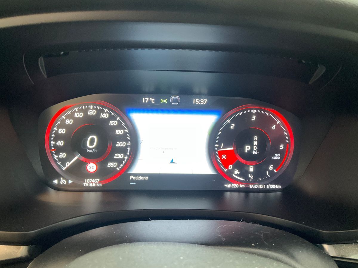 Volvo V60 2021 — photo 19