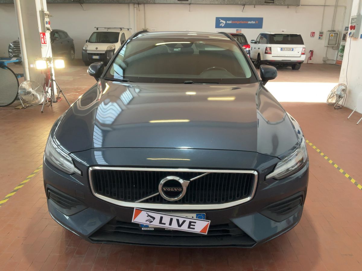 Volvo V60 2021 — photo 15