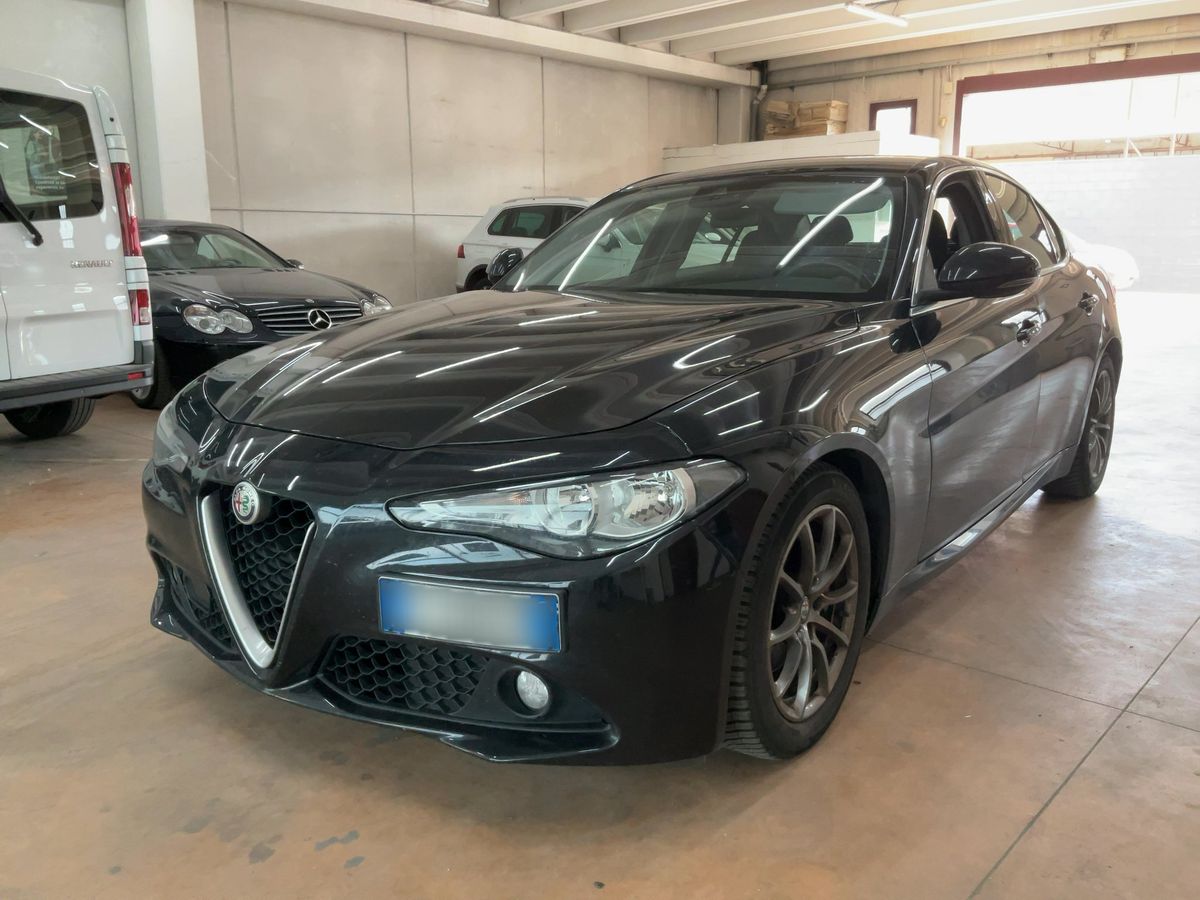 Alfa Romeo 2016