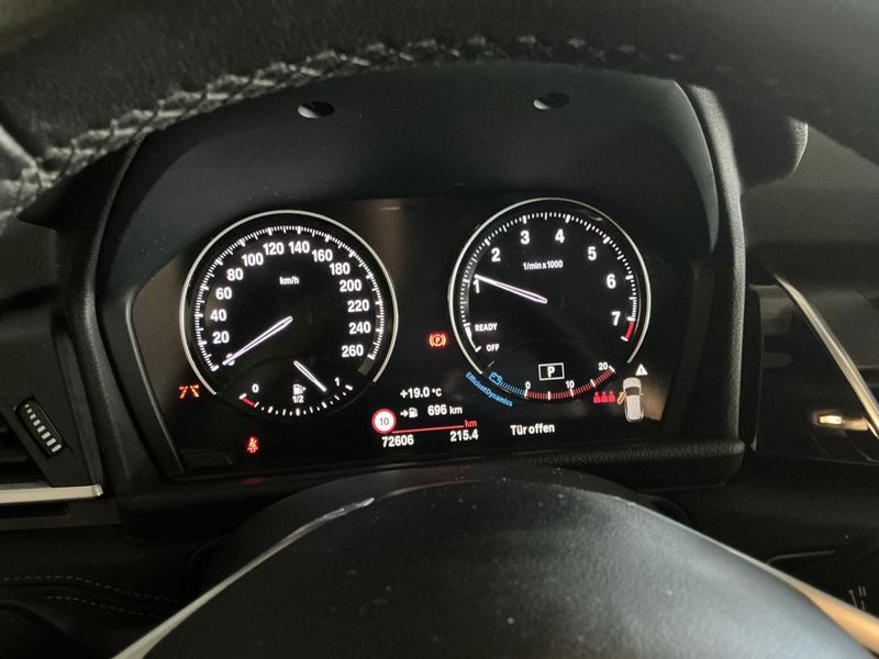 BMW 2er 220i Active Tourer Sport Line — zdjęcie 13
